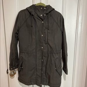 Like new, jacket with removable liner